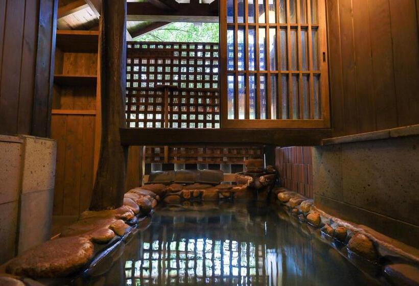 هتل Kurokawa Onsen Oyado Noshiyu