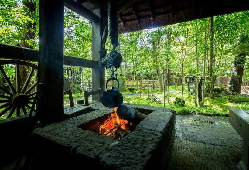 هتل Kurokawa Onsen Oyado Noshiyu