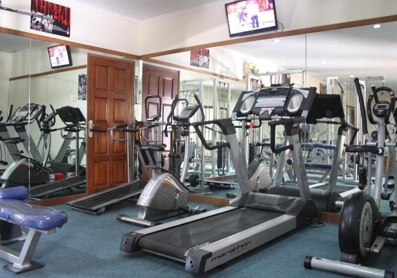 Fotos del hotel Lingga:  5