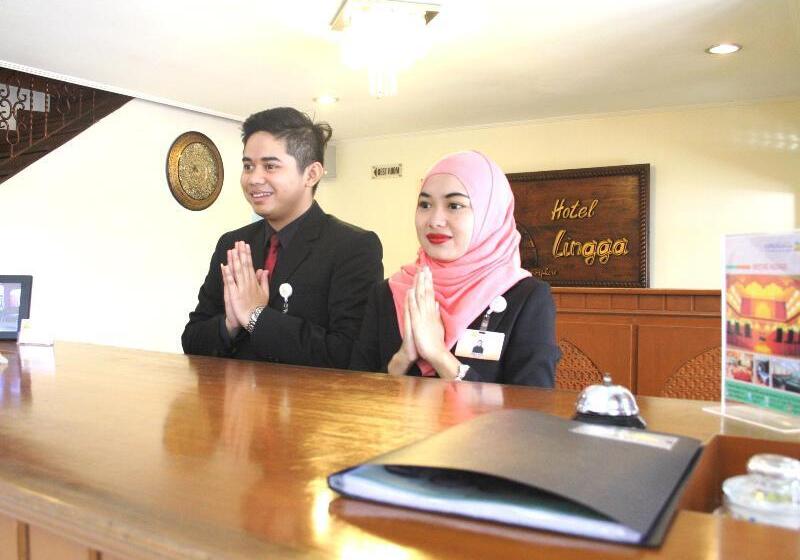 Fotos del hotel Lingga:  6
