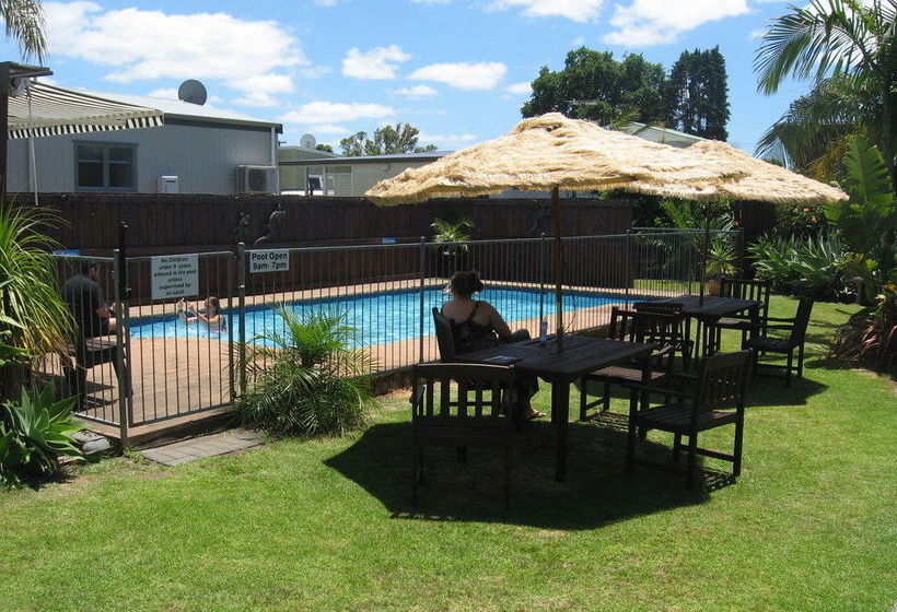هتل Mercury Bay Holiday Park