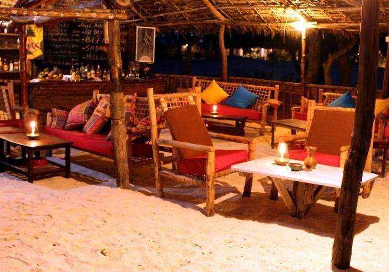 فندق Ndame Beach Lodge