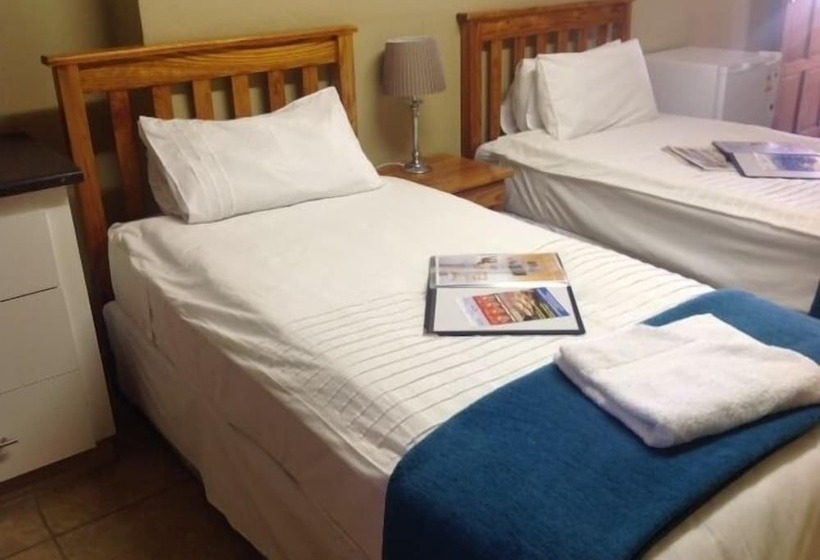 هتل Sand River Resort
