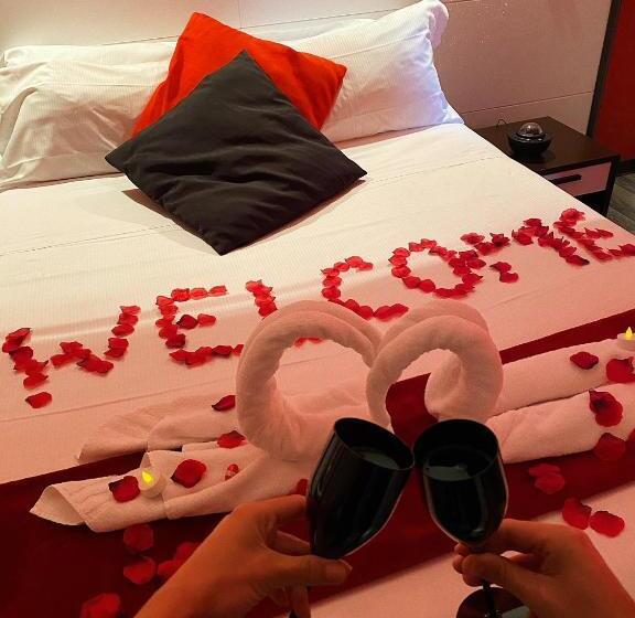 膳宿费 Chroma Exy   Chroma Italy