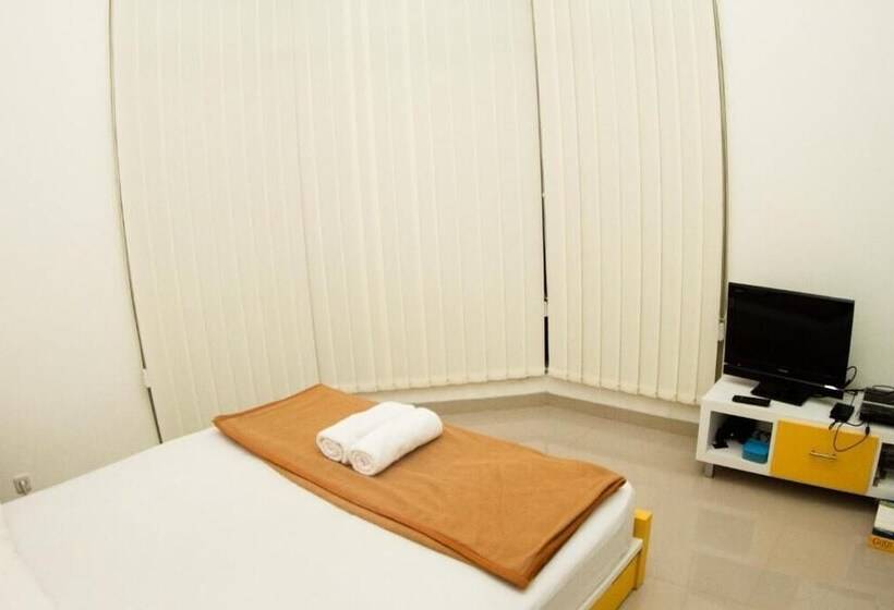 پانسیون Omah Sastro