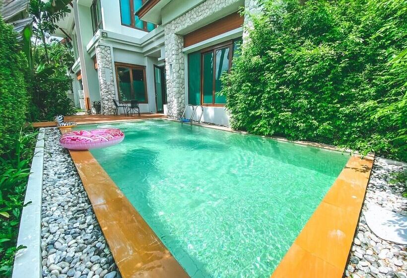 Royal Sammuk Villas