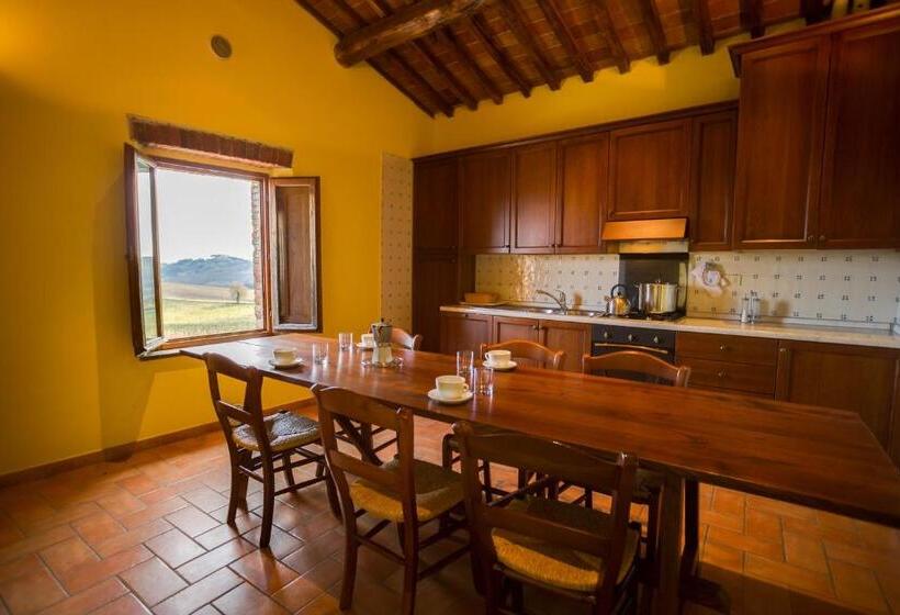 هتل Tenuta Di Monaciano