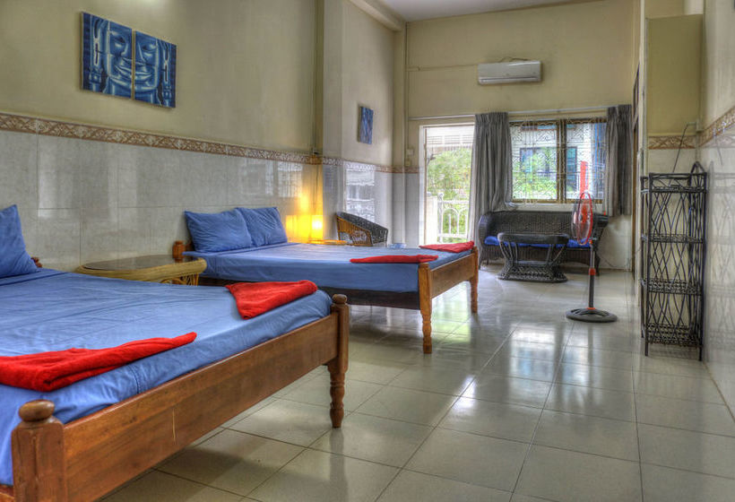 Общежитие Velkommen Backpackers