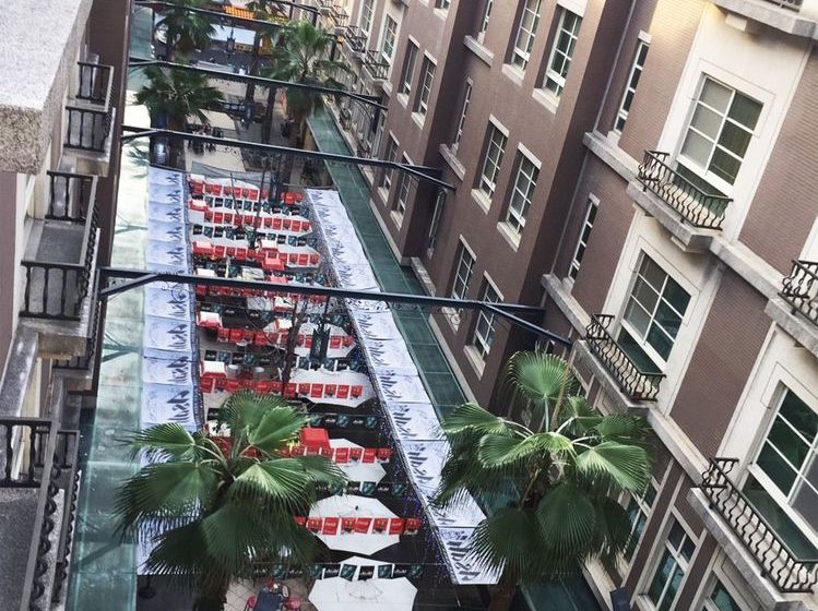 Fengjia Footpace  Hostel