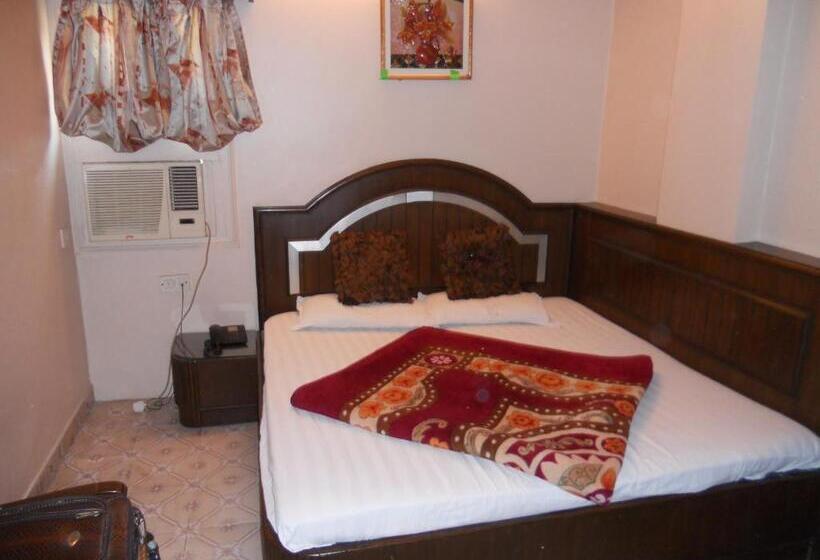 호텔 Amax Inn