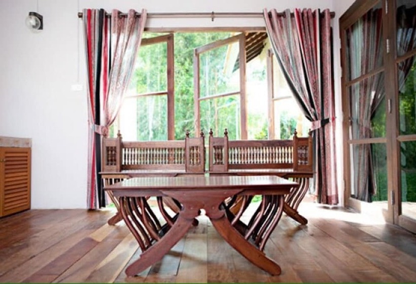 هتل Chiangmai Royal Creek