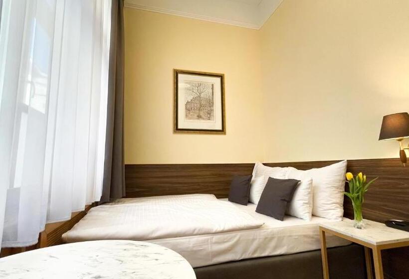 Fotos del hotel City Pension Stephansplatz:  11