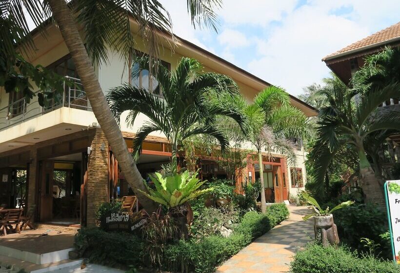 호텔 Family House Resort, Haad Rin