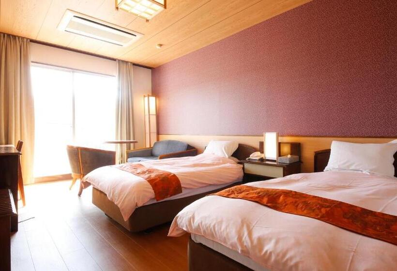 هتل Hinotani Onsen Misugi Resort