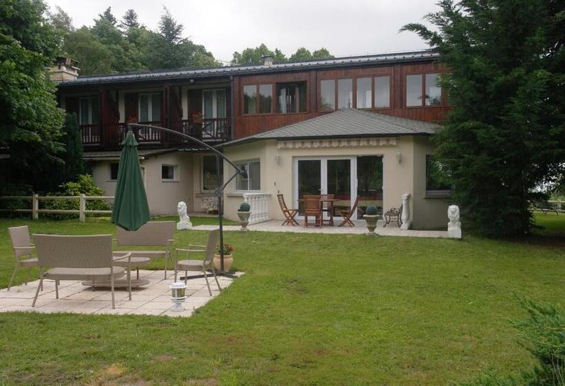 ホテル Hostellerie Saint Clément