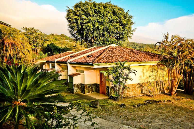 Fotos del hotel Montaña Monteverde:  1