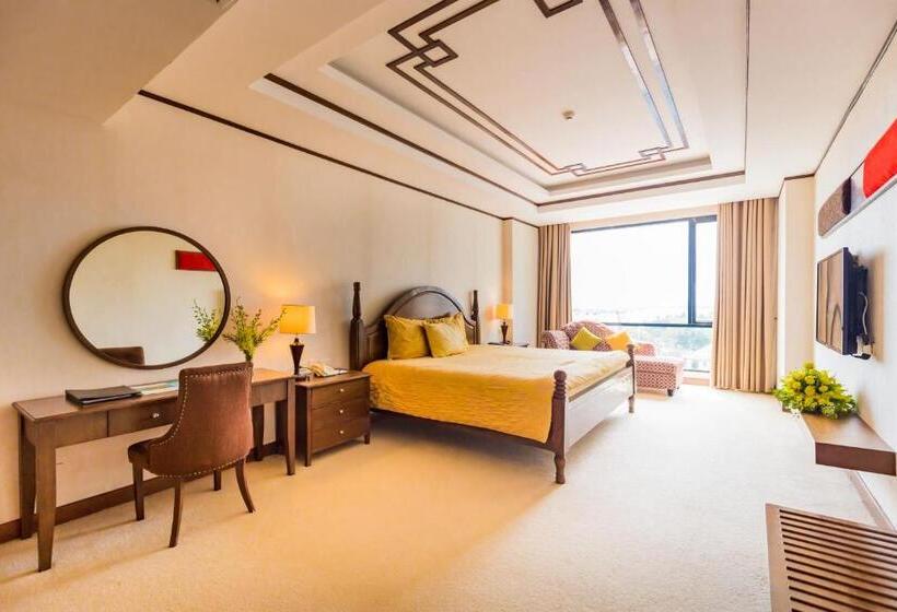 호텔 Muong Thanh Holiday Quang Binh