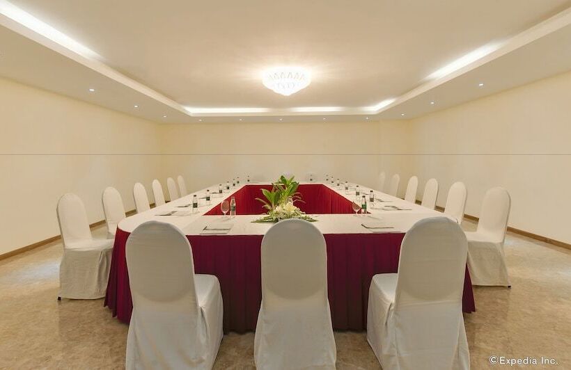 ホテル Muong Thanh Luxury Song Lam