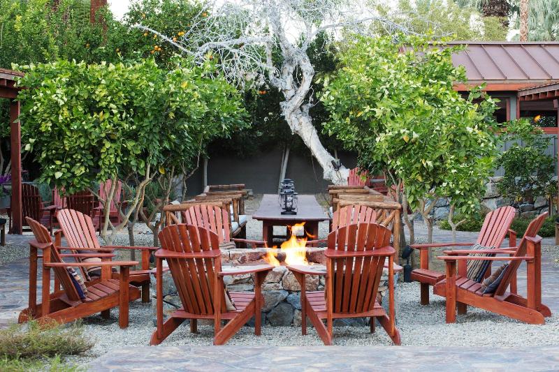 هتل Sparrows Lodge