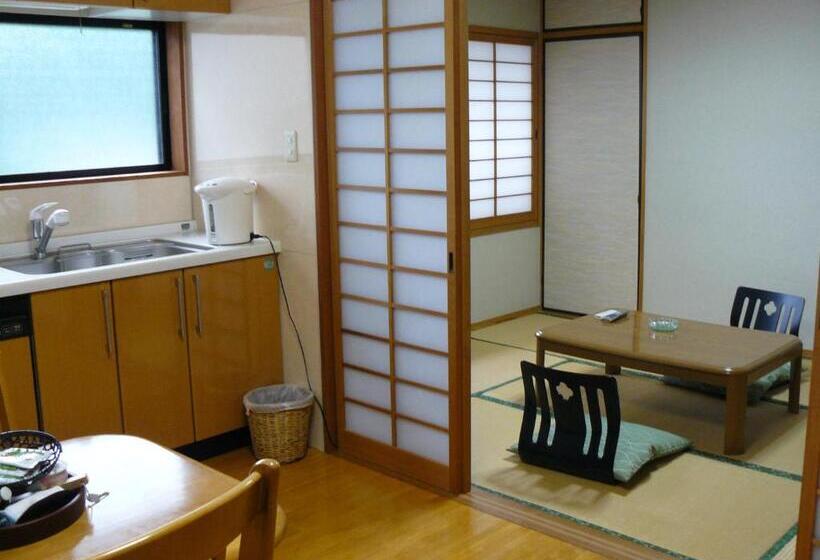 هتل Ryokan Yamashiroya