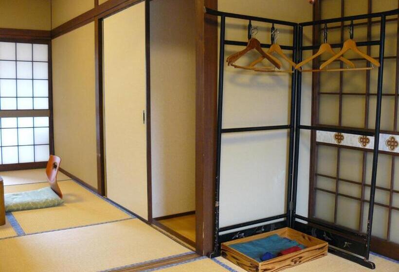 هتل Ryokan Yamashiroya