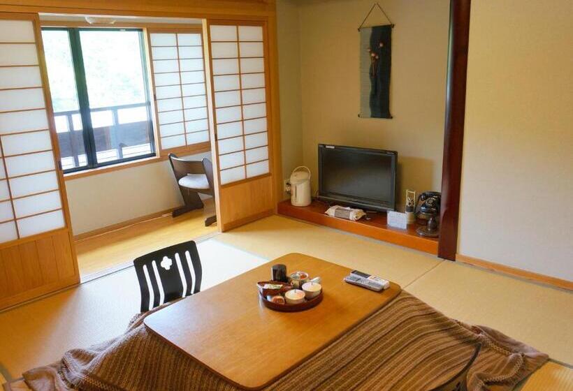 هتل Ryokan Yamashiroya