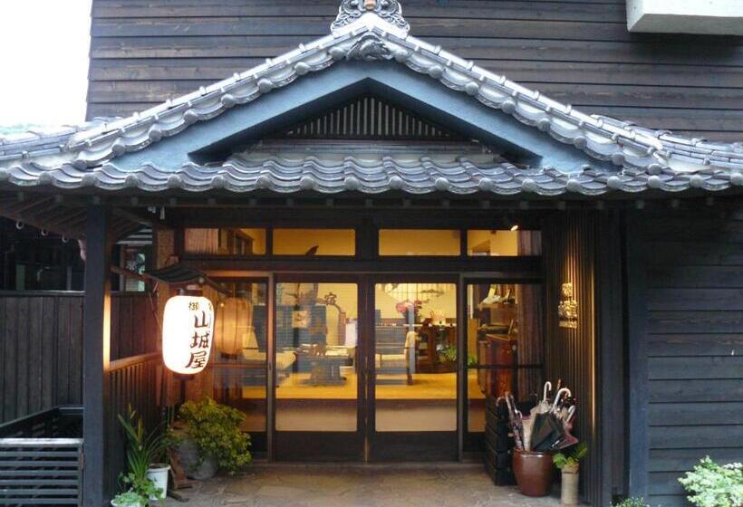 هتل Ryokan Yamashiroya
