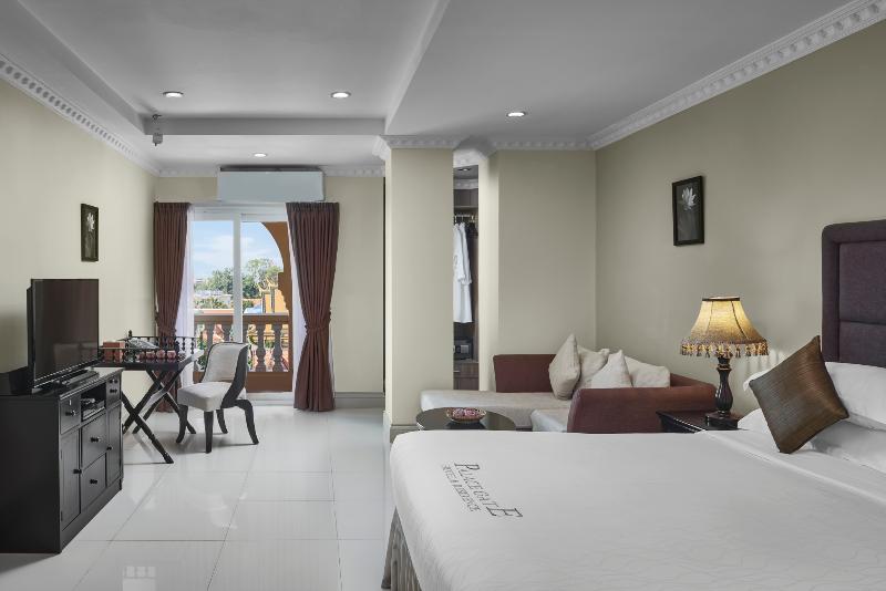 Palace Gate Hotel & Residence By Ehm