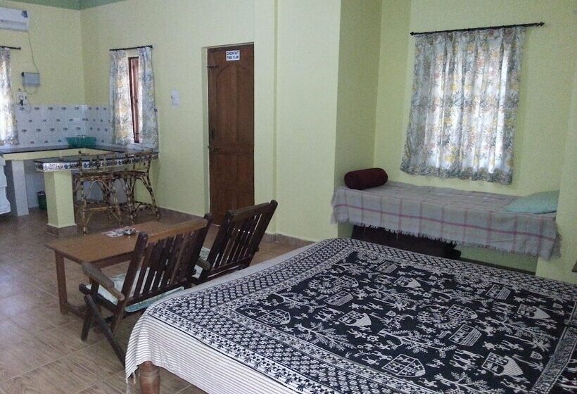 پانسیون Albenjoh Guest House