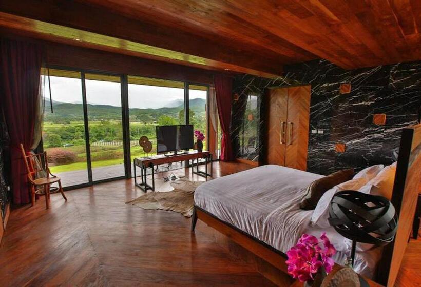 Puripai Villa