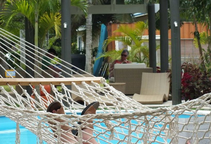 Rarotonga Daydreamer Escape