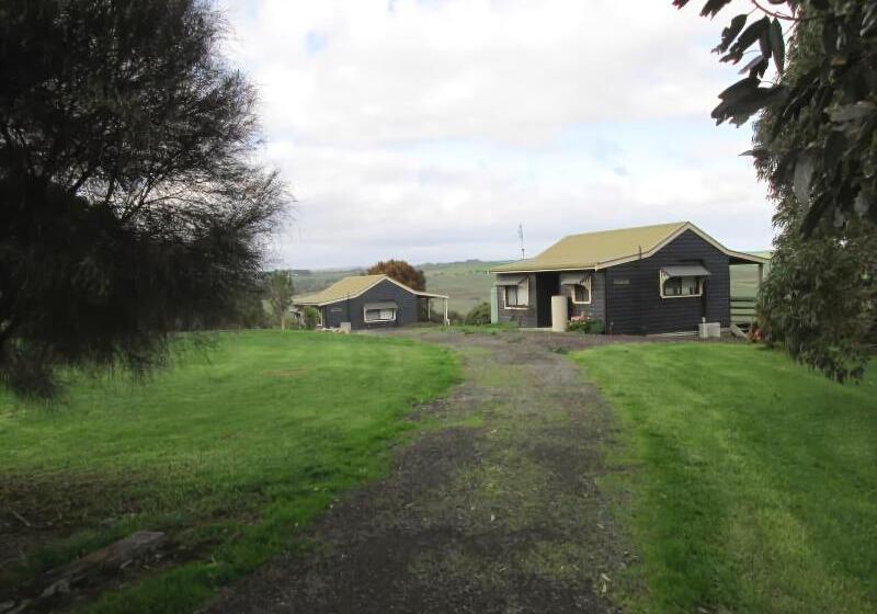 12 Apostles Cottages