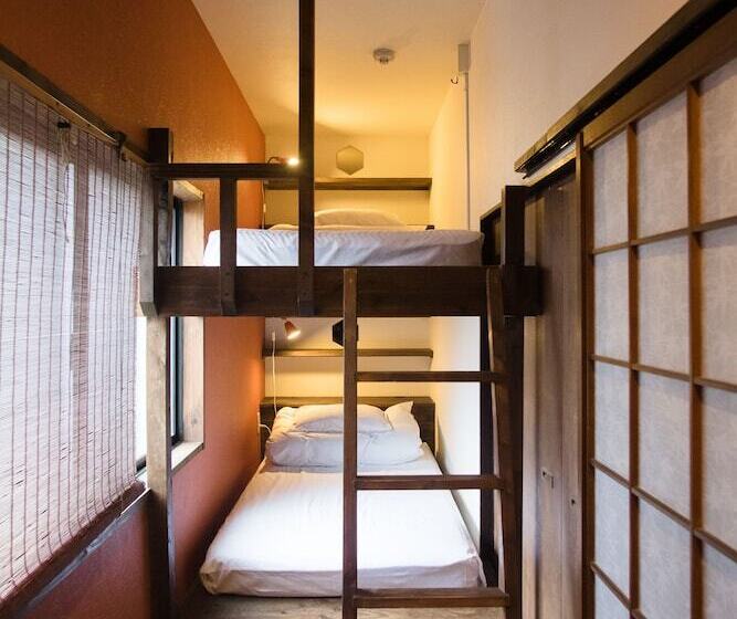 هاستل Osaka Guest House U En