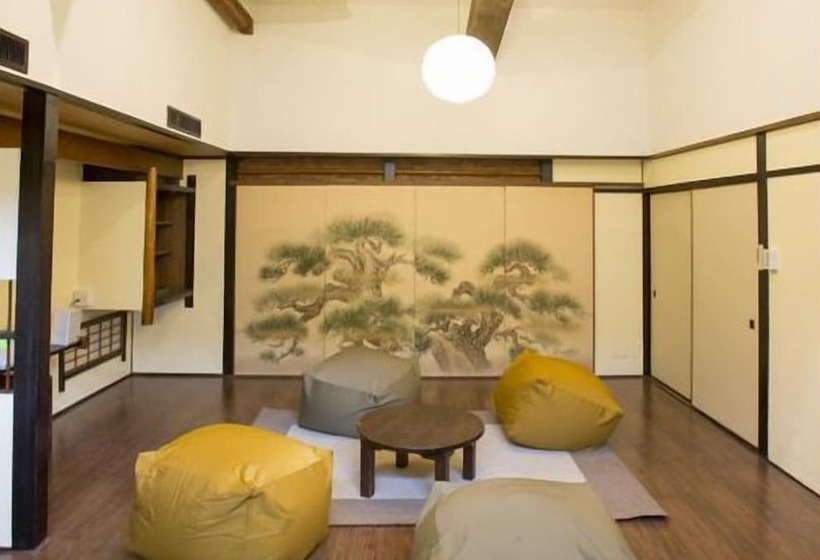 هاستل Osaka Guest House U En
