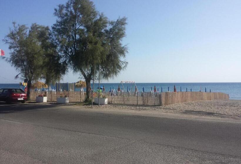 مبيت وإفطار Palazzo Madeo   Residenza D Epoca