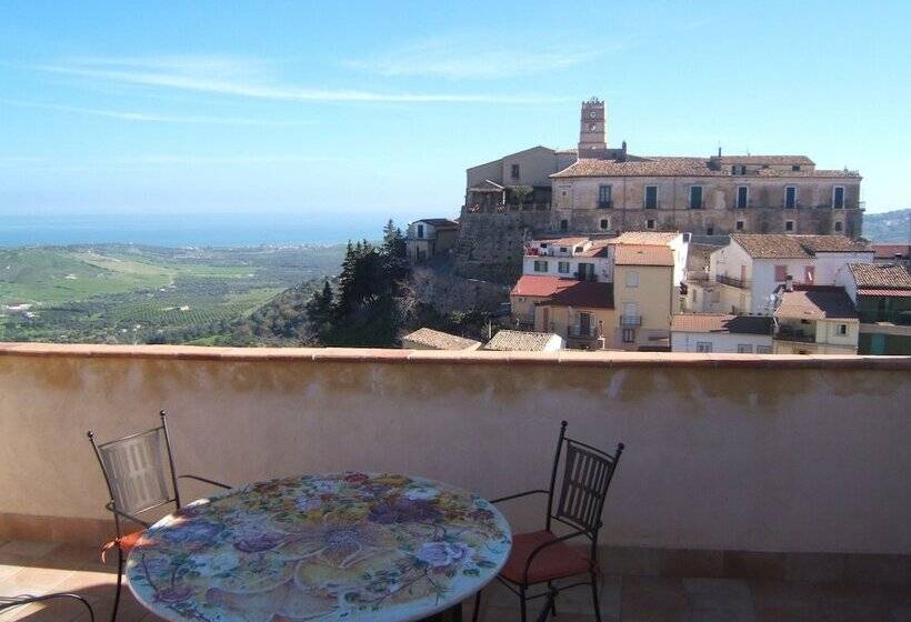 مبيت وإفطار Palazzo Madeo   Residenza D Epoca