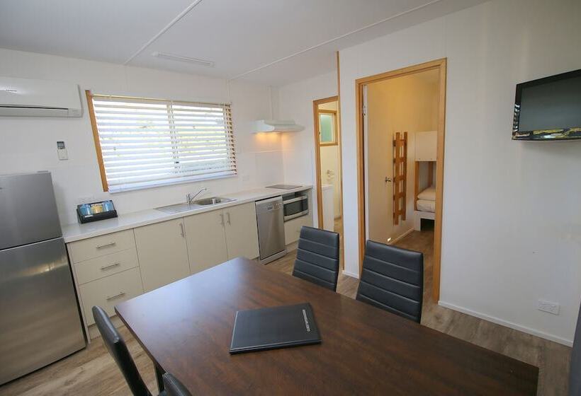 בית מלון כפרי Beauty Point Tourist Park