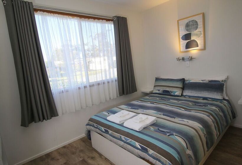 בית מלון כפרי Beauty Point Tourist Park