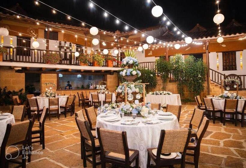 هتل Hicasua Y Centro De Convenciones