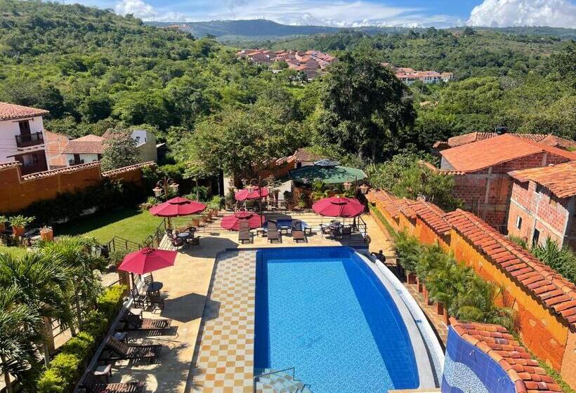 هتل Hicasua Y Centro De Convenciones