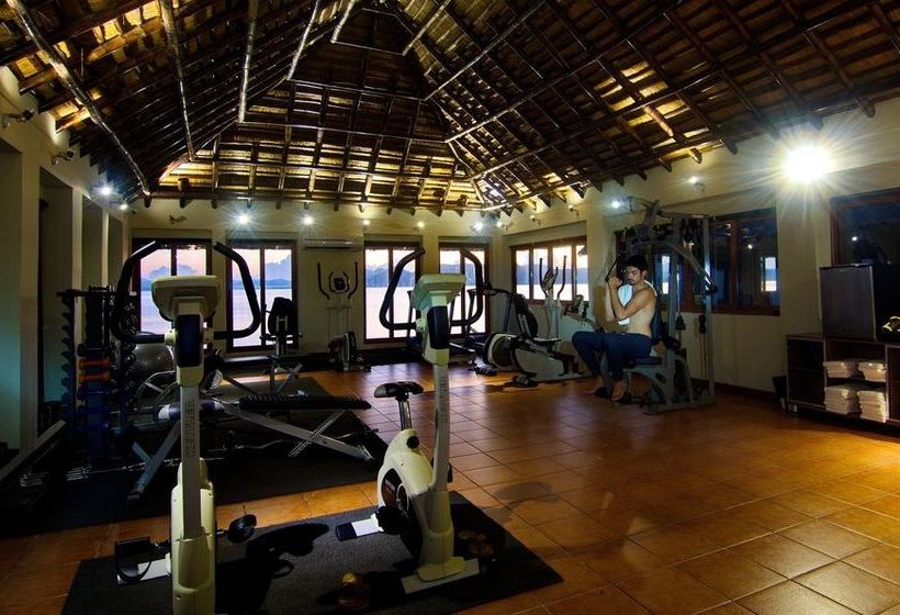 בית מלון כפרי Huma Island Resort & Spa