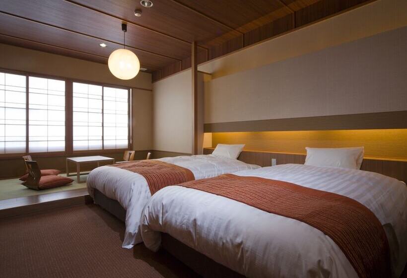 هتل Ogoto Onsen Yunoyado Komolebi
