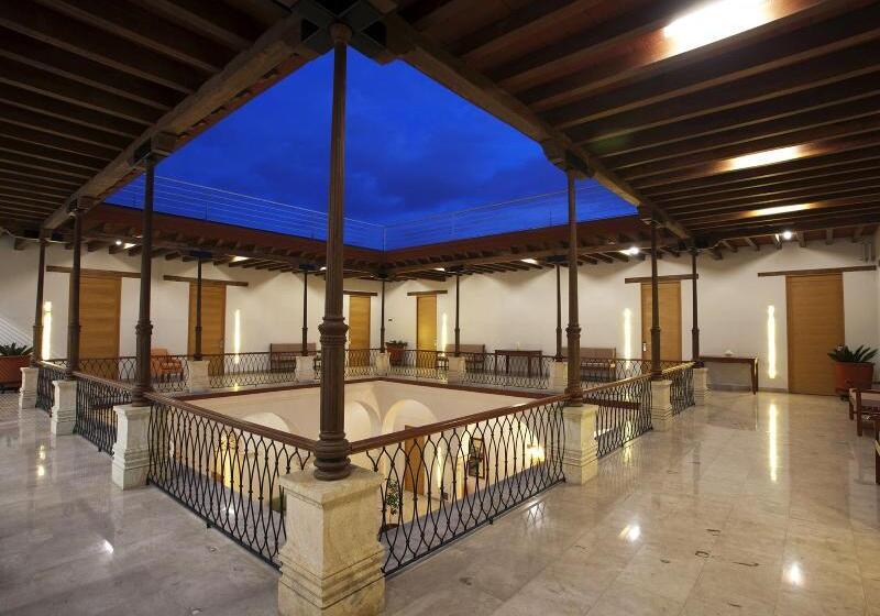 Fotos del hotel Parador De Alcalá:  11