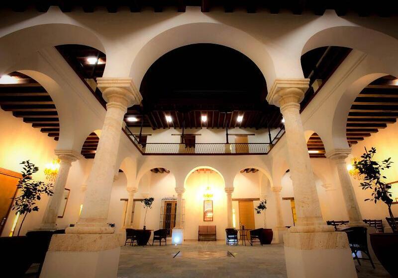 Fotos del hotel Parador De Alcalá:  13