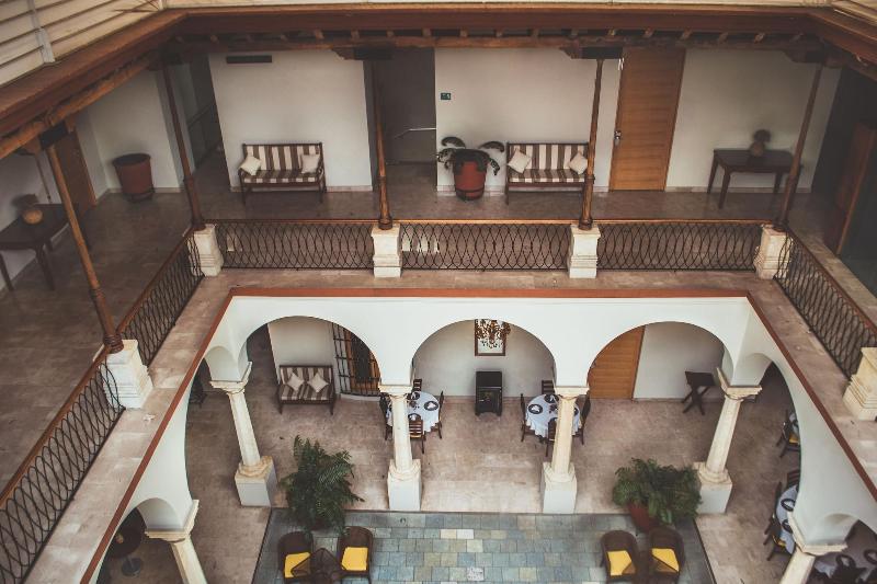 Fotos del hotel Parador De Alcalá:  24