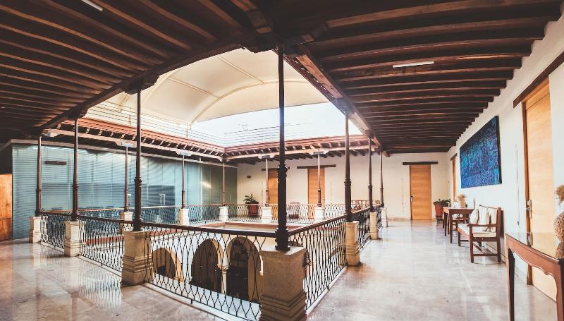 Fotos del hotel Parador De Alcalá:  9