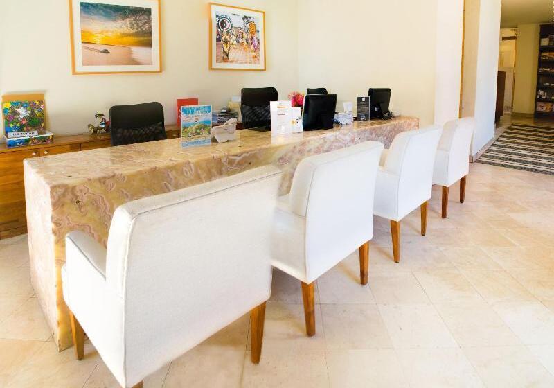 Fotos del hotel Parador De Alcalá:  2