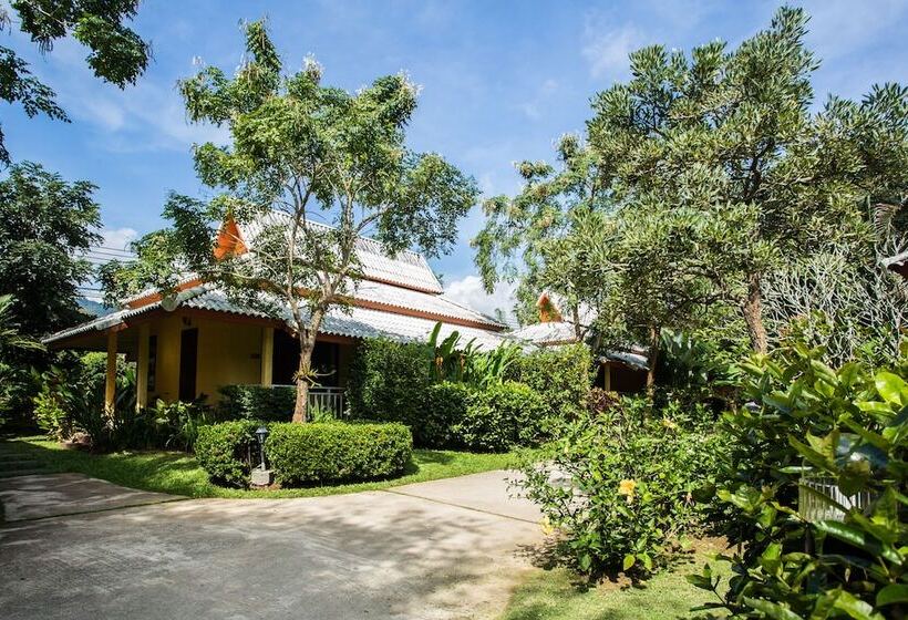 هتل Poonyamantra Resort