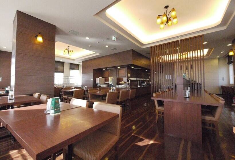 فندق Route Inn Higashimuroran Ekimae