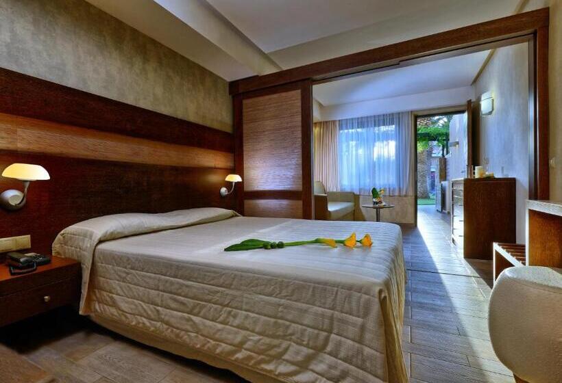Fotos del hotel Sirens Beach & Village:  26